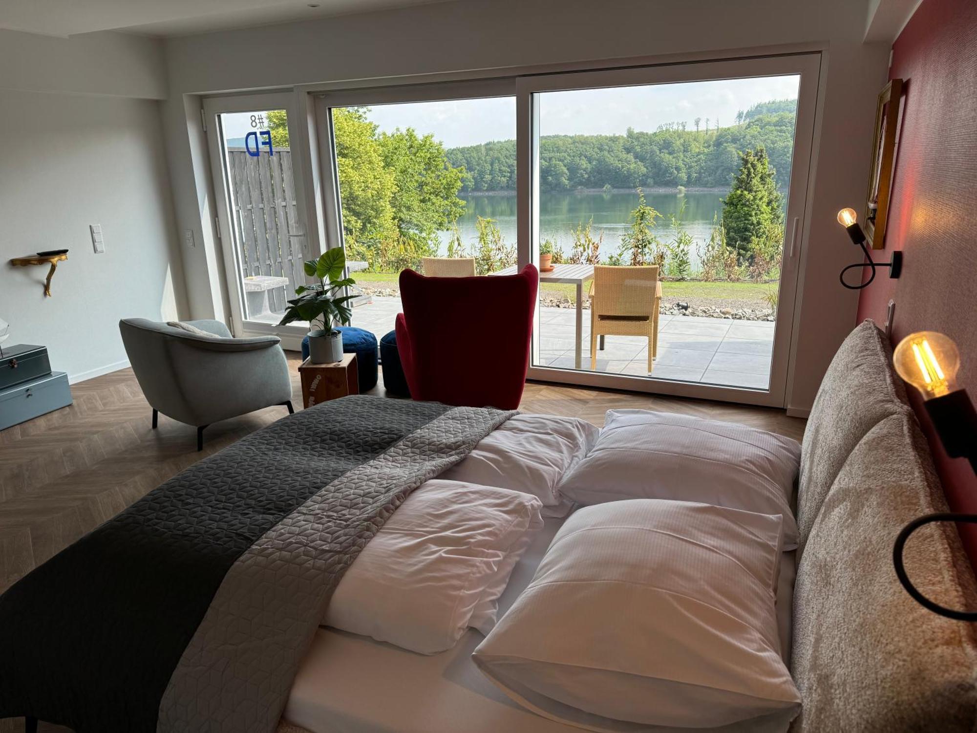 Ommi Kese See-Suite Sauna Biggesee Olpe bei Meschede Exteriör bild
